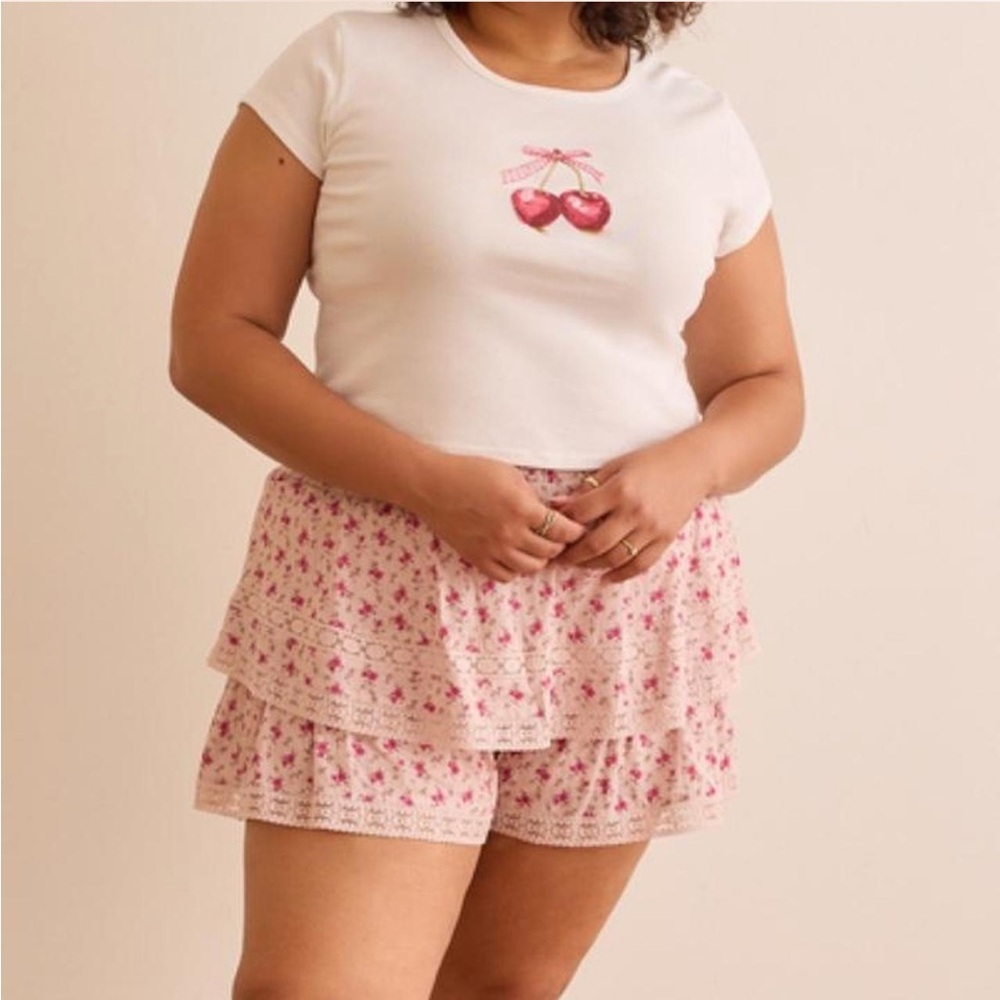 NEW Arula Floral Skort Shorts Plus Size A / 1X and B / 2X Available NWT